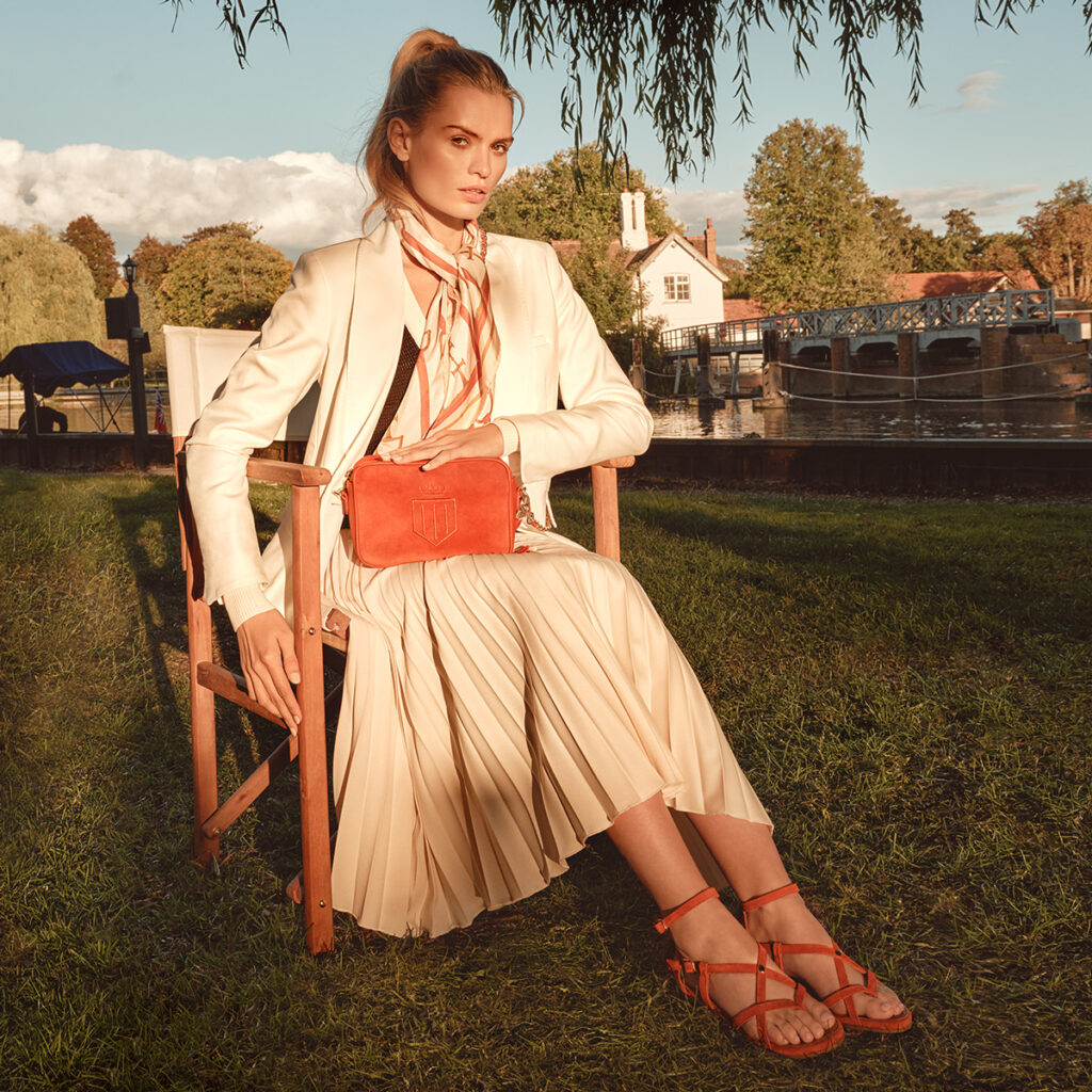 Fairfax & Favor Sunset Look