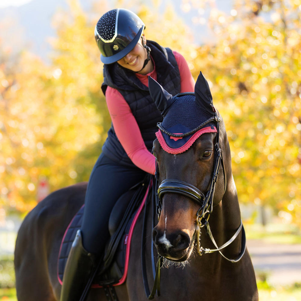 LeMieux New Colour - Navy/Cranberry Rider Look