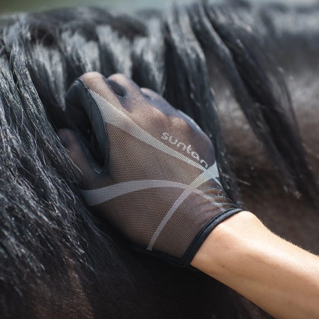 Roeckl Laila Ladies Summer Riding Gloves.