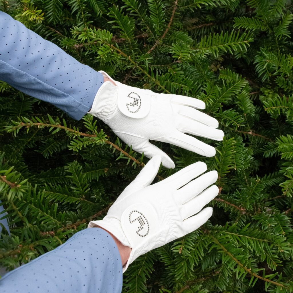 Roeckl Lisboa Adults Riding Gloves, White.