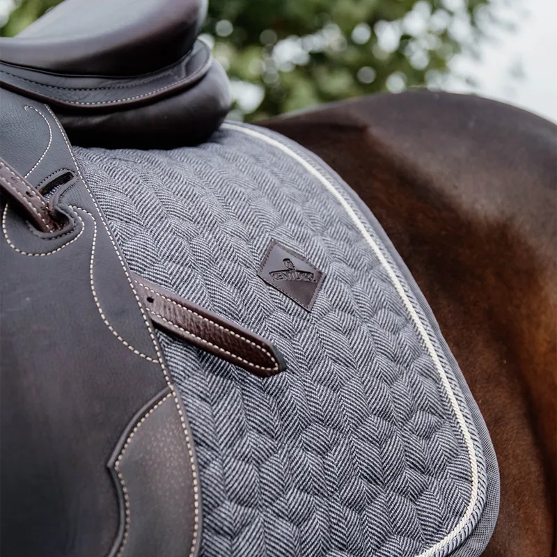 Kentucky Wool Dressage Saddlecloth - Grey-2