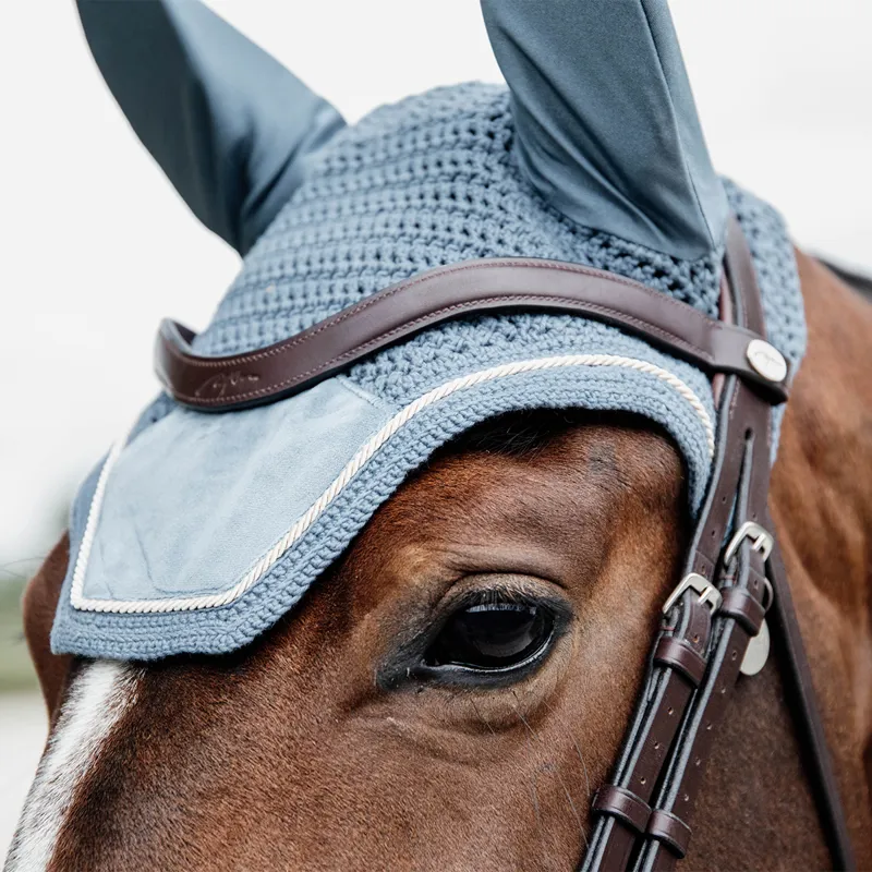 Kentucky Wellington Velvet Fly Veil - Light Blue-3