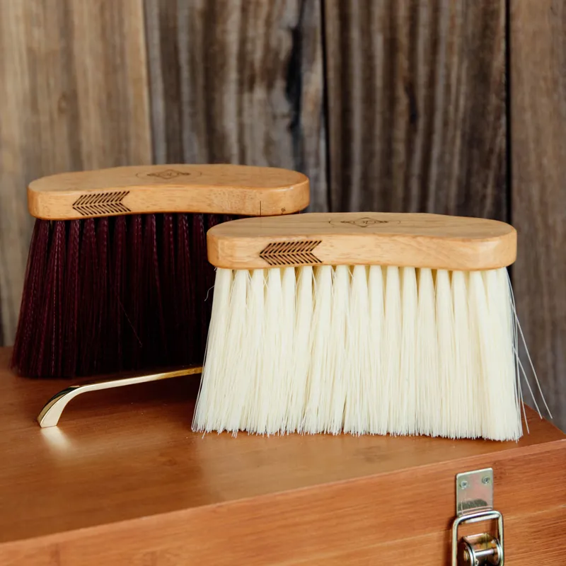 Grooming Deluxe Middle Brush Long - Natural-1