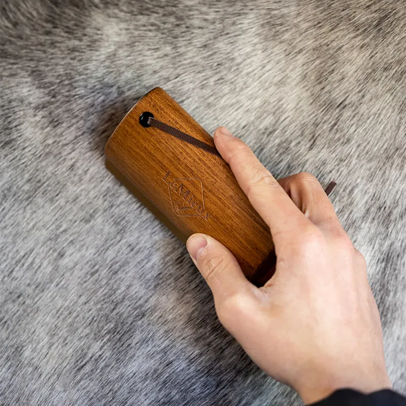 LeMieux Artisan Shedding Comb - Brown-2