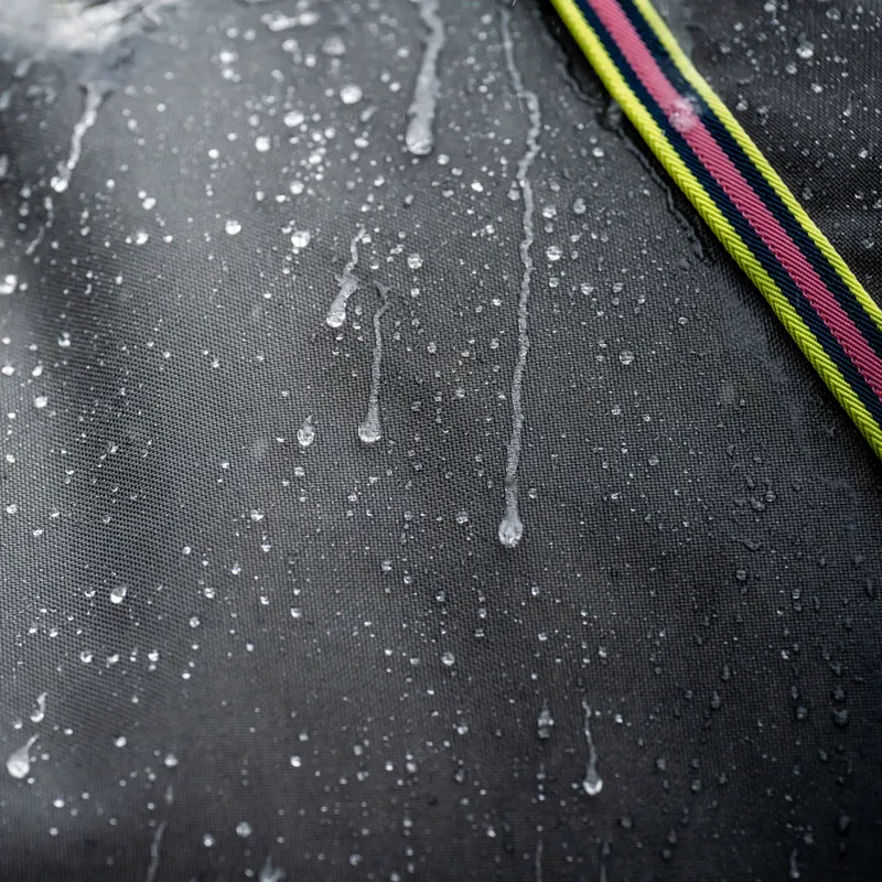 Amigo Bravo 12 Plus Lite 0g V-Front Turnout Rug - Shadow/Navy/Rose-7