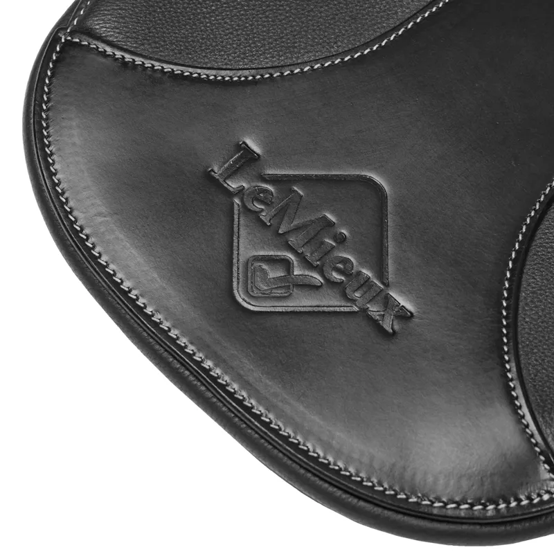 LeMieux Arika Contoured Short Stud Girth - Black-3