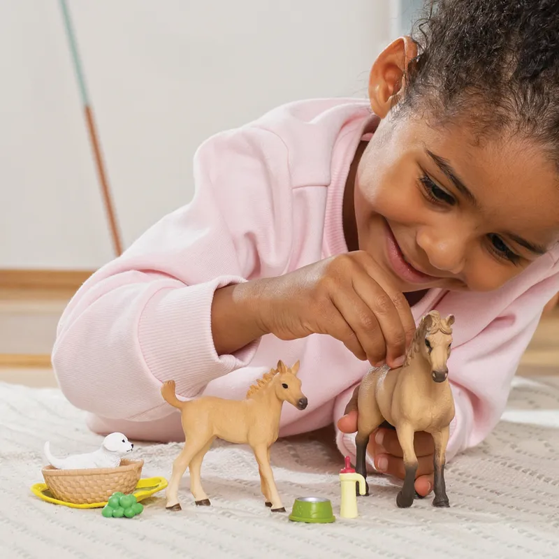 Schleich Horse Club Sarah's Baby Animal Care Toy Set-1