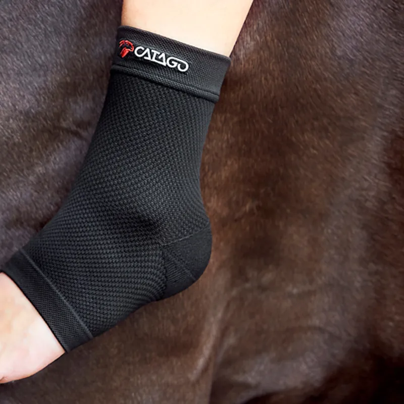 Catago FIR-Tech Ankle Brace - Black-1