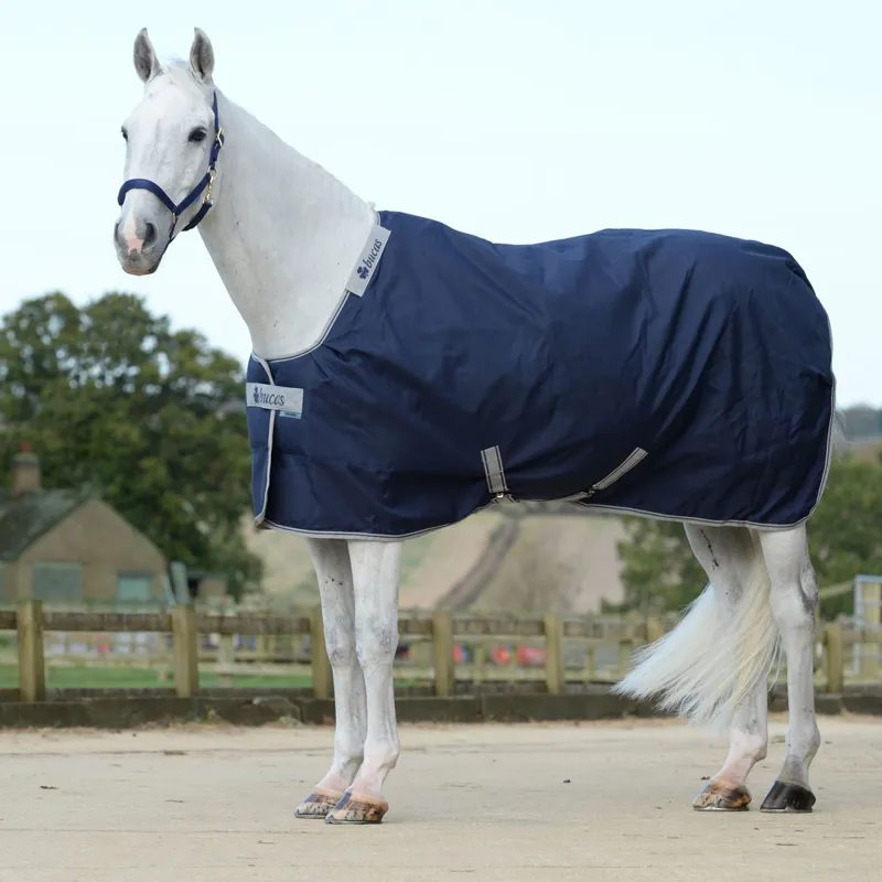 Bucas Celtic Medium Weight Stable Rug Navy