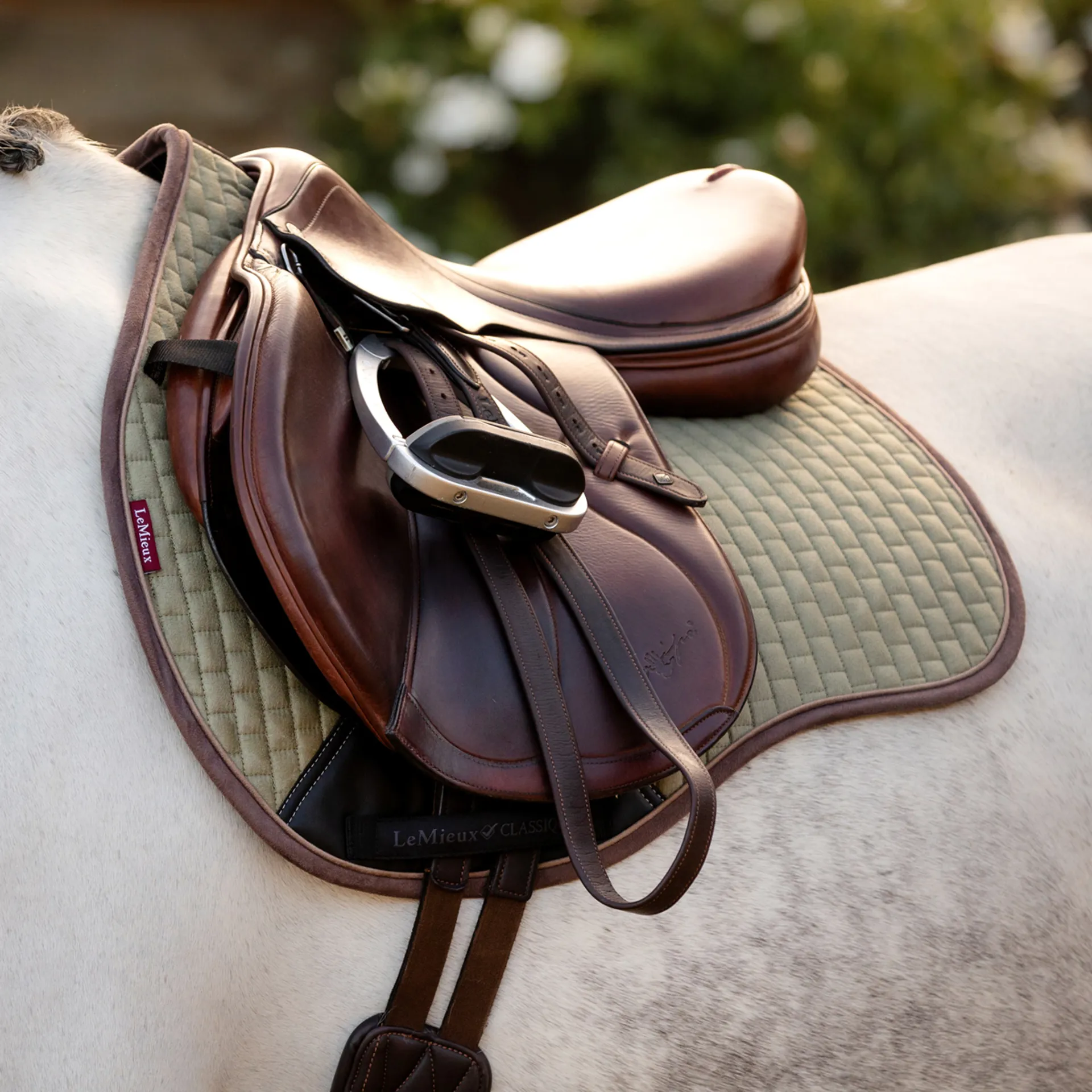 Lemieux Zadeldek Lemieux Classique Suède Blauw