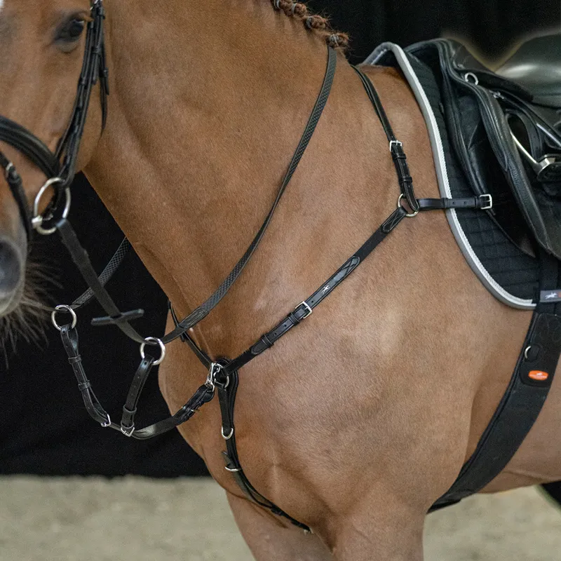Schockemohle Como Breastplate - Black/Silver-1