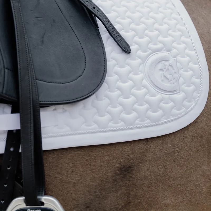 Kentucky 3D Logo Plaited Dressage Saddlecloth - White-1