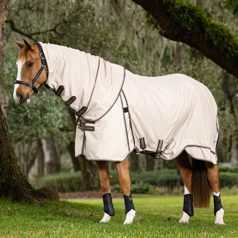 LeMieux Kudos Field Detachable Neck Rug - Stone-8