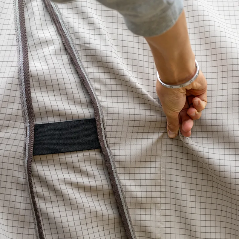 LeMieux Kudos Field Detachable Neck Rug - Stone-7