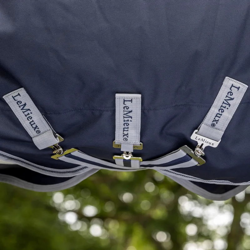 LeMieux Arika Featherweight 0g Detachable Neck Turnout Rug - Navy-2