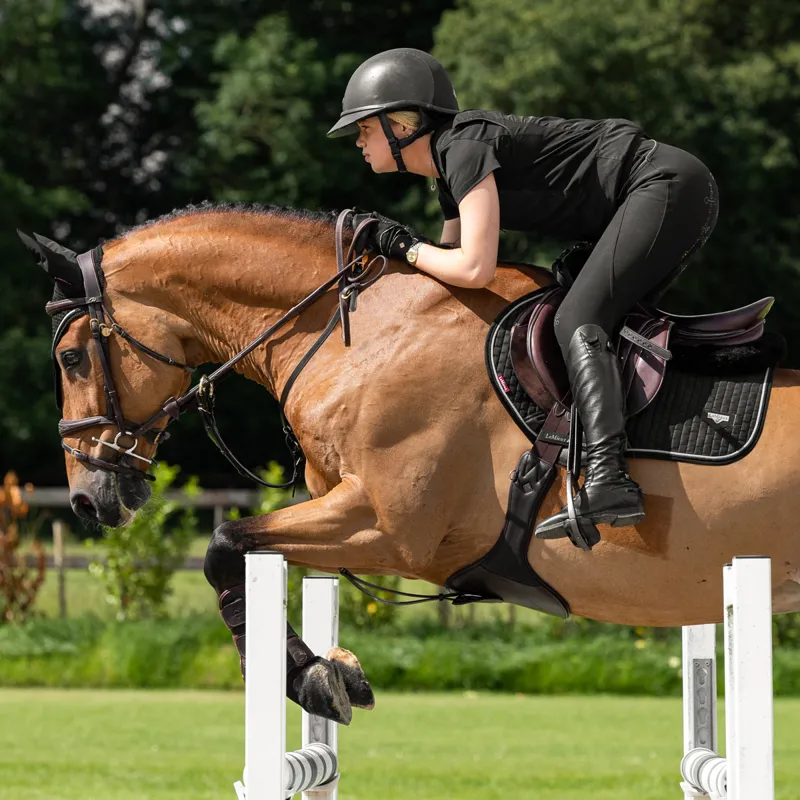 LeMieux Puissance Close Contact Square Saddlecloth - Black-1