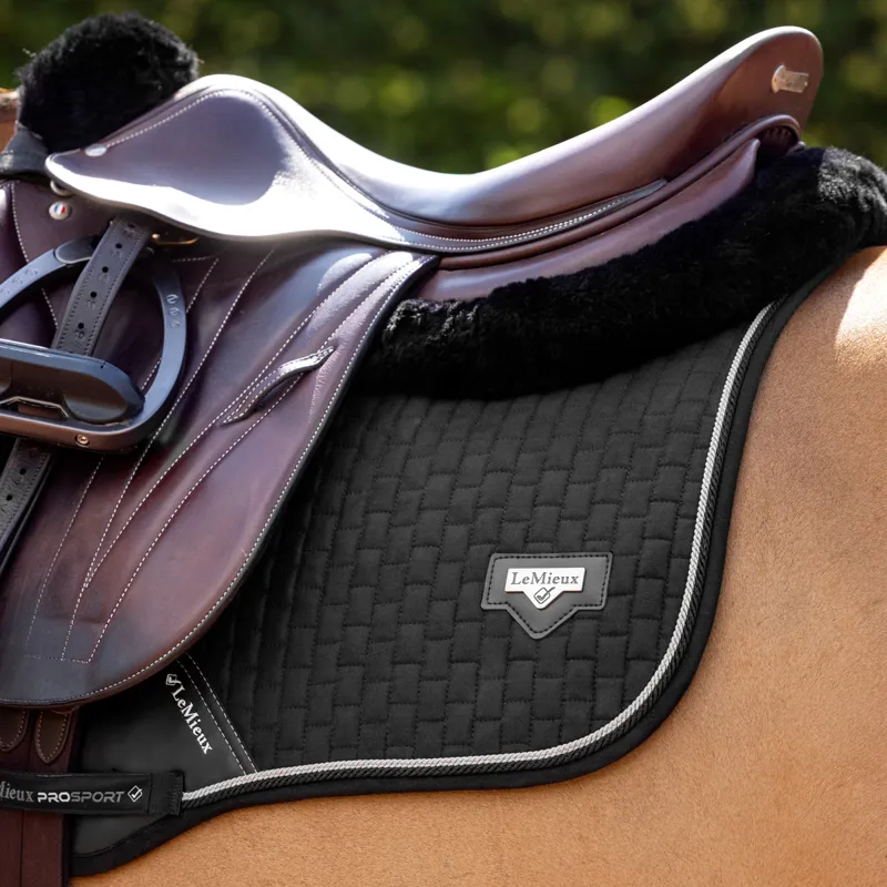 LeMieux Puissance Close Contact Square Saddlecloth - Black-3