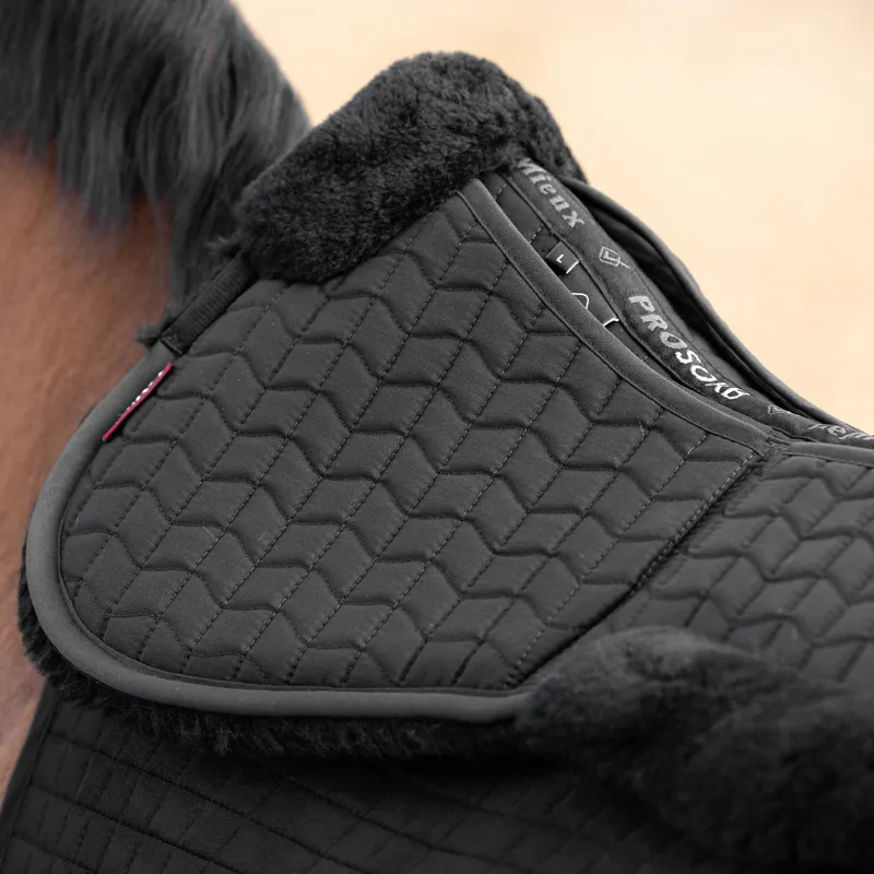 LeMieux ProSorb Merino+ 2 Pocket Half Pad - Black/Black-2