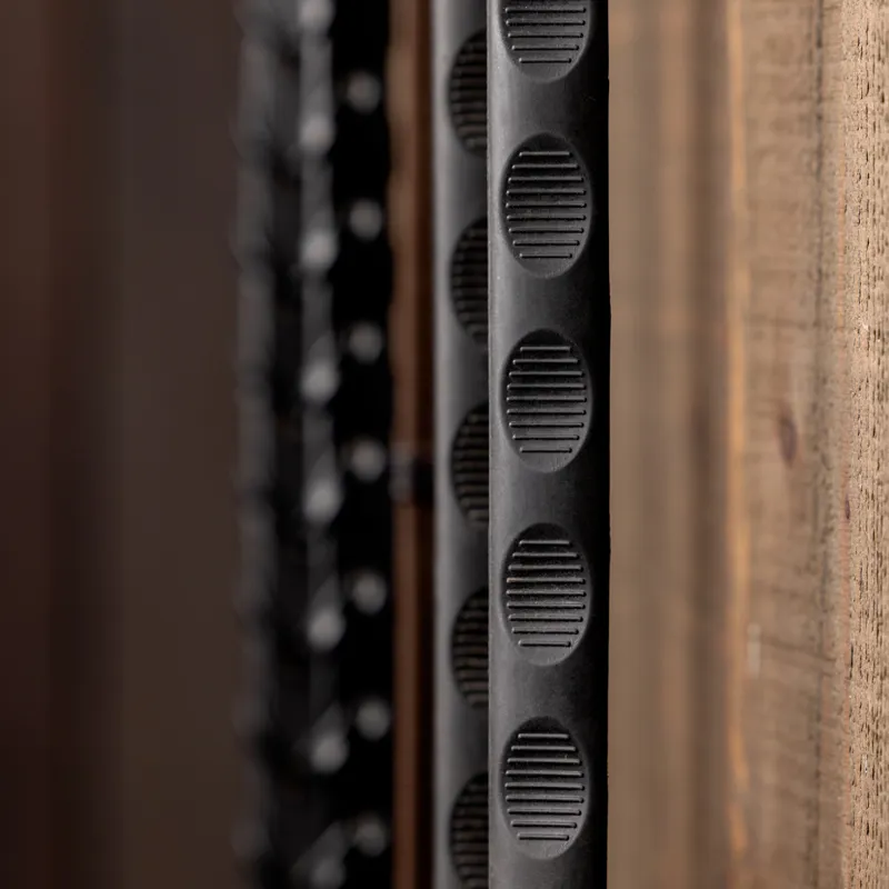 LeMieux Magna Grip Rubber Reins - Black/Silver-3