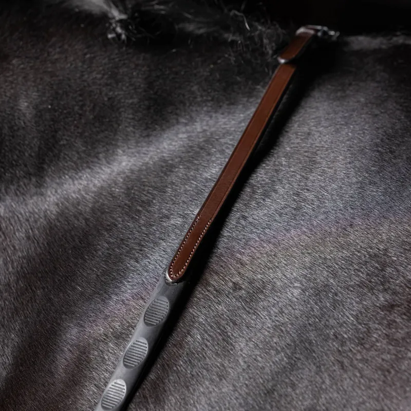 LeMieux Magna Grip Rubber Reins - Havana/Silver-1