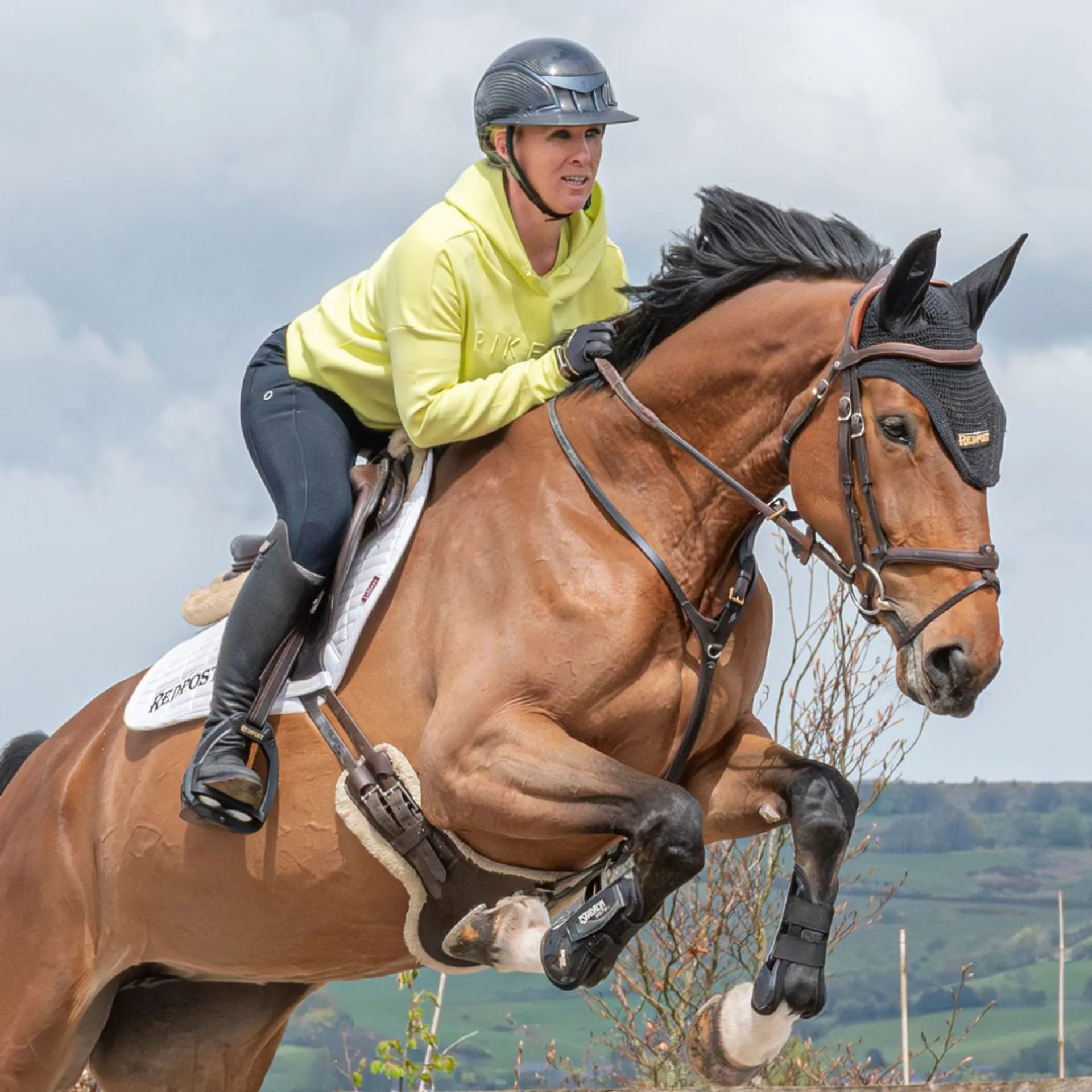 Alice Watson Showjumper 