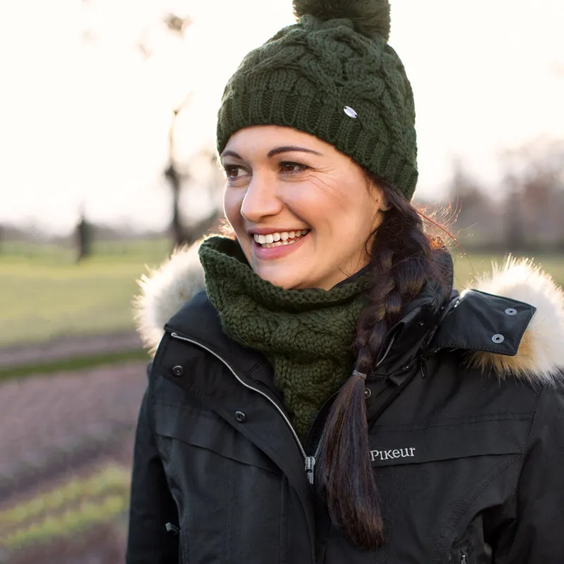 Pikeur Knitted Neckwarmer - Pine Green Pikeur Knitted Neckwarmer - Pine Green