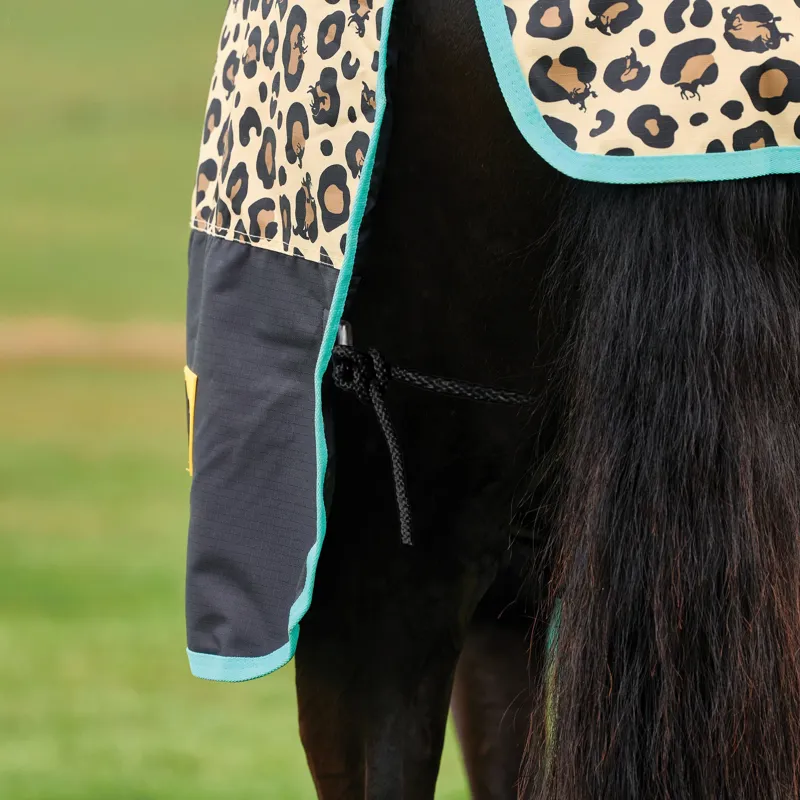 Saxon Defiant 600D Standard Neck 200g Turnout Rug - Leopard Print-4