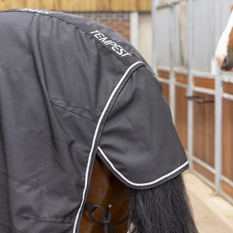 Shires Tempest Original Lite 600D 0g Combo Neck Stable Rug - Black-4