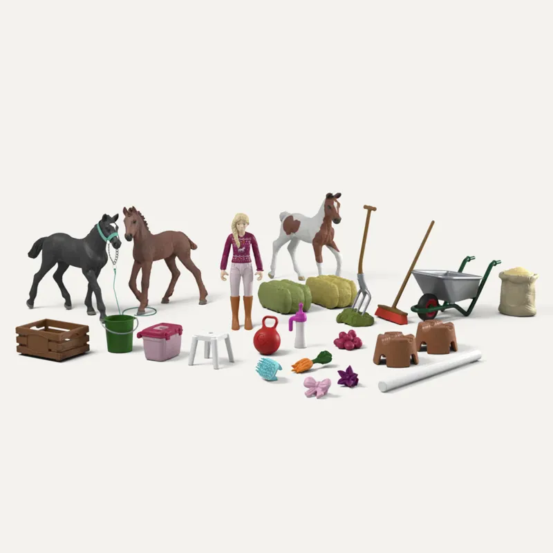 Schleich 2025 Horse Club Advent Calendar - Christmas Foal Raising-3
