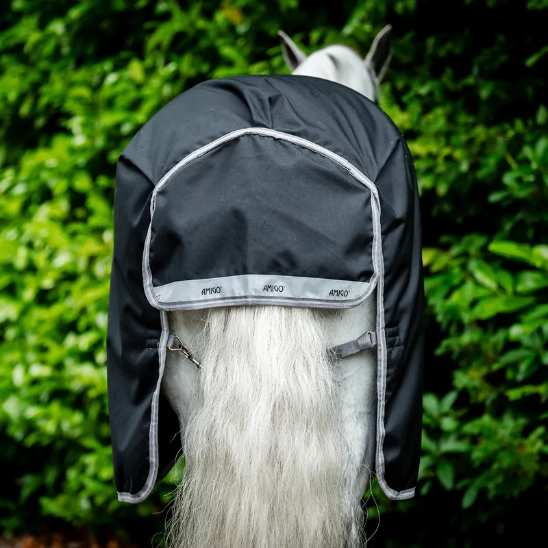 Amigo Bravo 1200D Plus Lite 0g V-Front Turnout Rug - Black/Titanium Grey-2