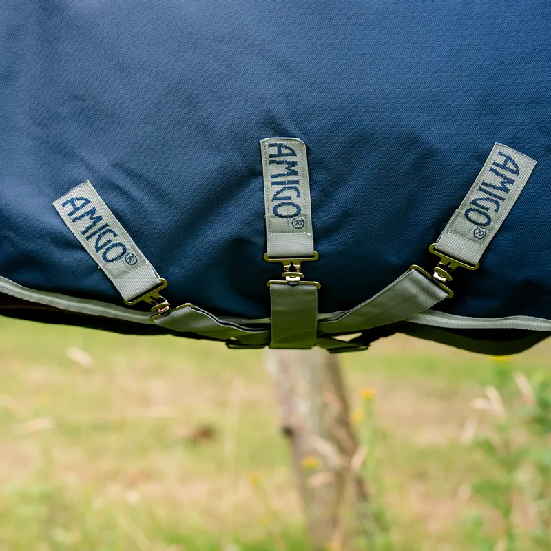 Amigo Bravo 1200D Plus 250g V-Front Turnout Rug - Navy/Titanium/Silver-3