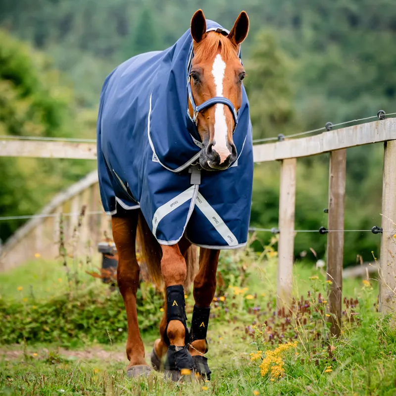 Amigo Bravo 1200D Plus Lite 0g V-Front Turnout Rug - Navy/Titanium