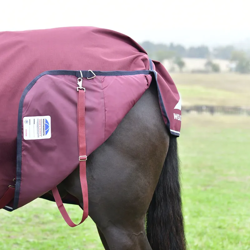 WeatherBeeta ComFiTec Essential 220g Combo Turnout Rug - Burgundy/Navy-6