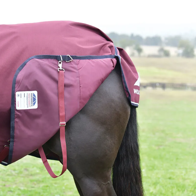WeatherBeeta ComFiTec Essential 50g Standard Turnout Rug - Burgundy-4