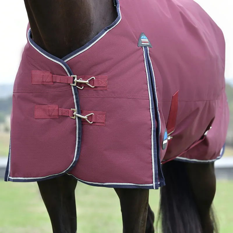 WeatherBeeta ComFiTec Essential 50g Standard Turnout Rug - Burgundy-2