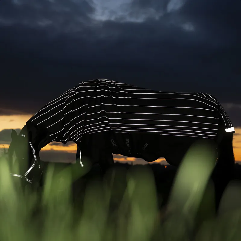Amigo 1200D FieldSafe Reflectech Plus 250g Turnout Rug - Black-5