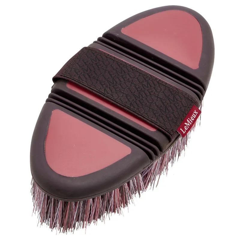 LeMieux Flexi Flicky Brush - Cranberry-1
