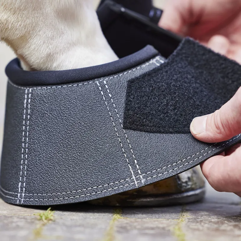 Stubben Gravity Jumping Overreach Boots - Black-2