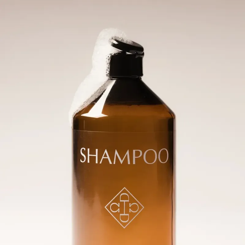 Grooming Deluxe Almond Gloss Shampoo-2