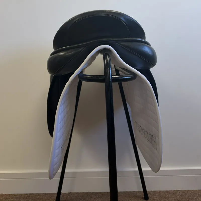 Rich and Son GP Saddle - Black 18in-3
