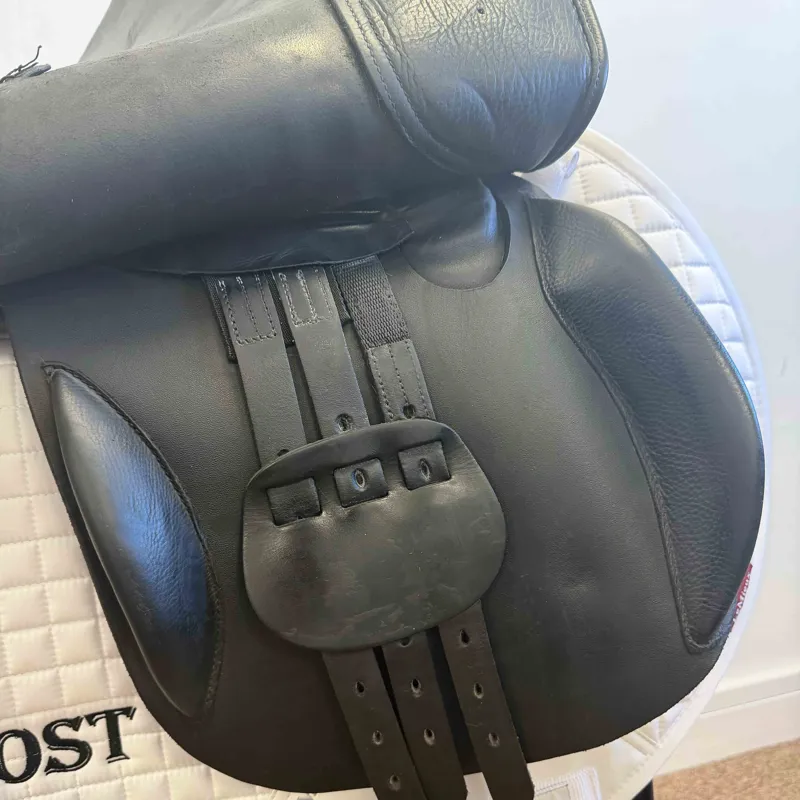 Rich and Son GP Saddle - Black 18in-4
