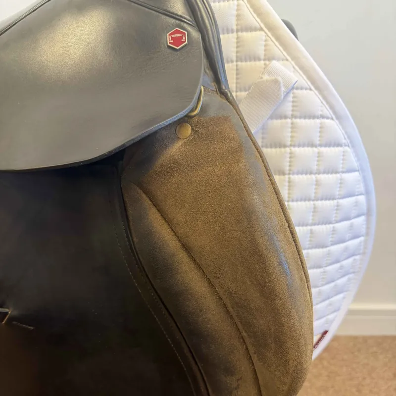 Albion 5000 Classic General Purpose Saddle - Brown 17.5in-8