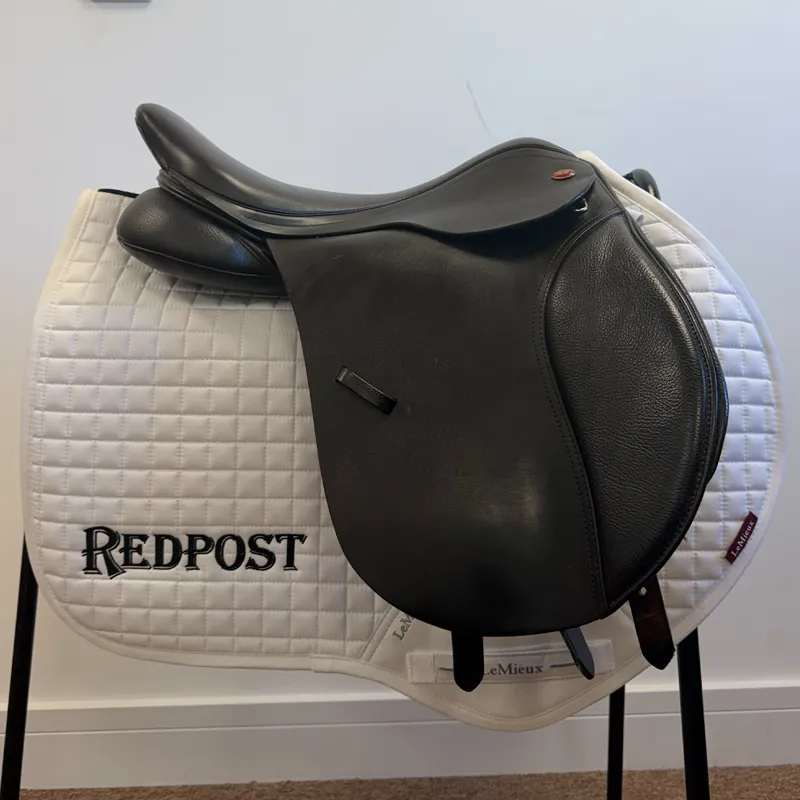 Kent and Masters Cob General Purpose Saddle - Brown 17in-1