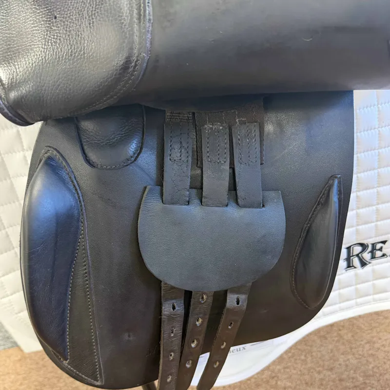 Rich and Son General Purpose Saddle - Brown 17.5in-3