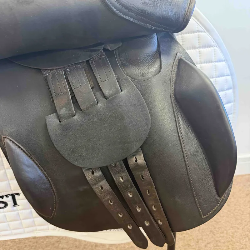 Rich and Son General Purpose Saddle - Brown 17.5in-6