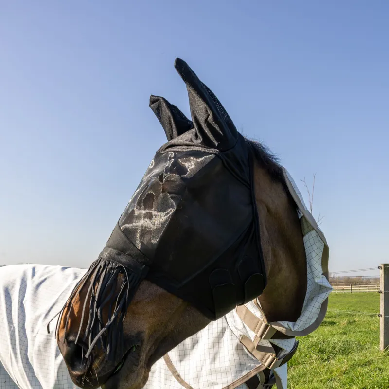 Kentucky Classic Fly Mask with Ears and Nose Tassels - Black-5