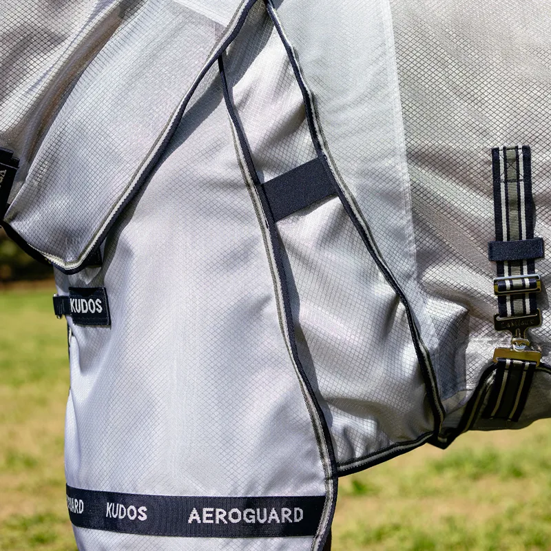 LeMieux Kudos AeroGuard Detachable Neck Fly Rug - Silver-3