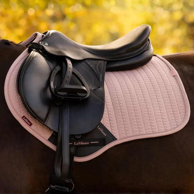 LeMieux Essence Close Contact Saddlecloth - Wild Rose-2