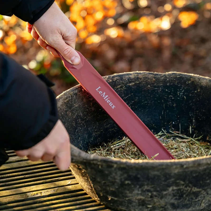 LeMieux Feed Stirrer - Red-1