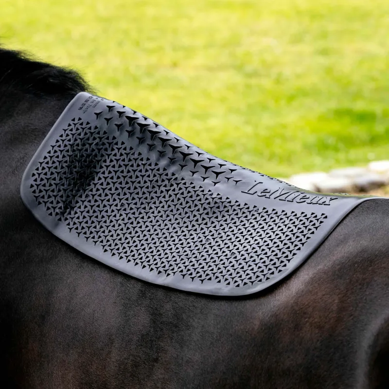 LeMieux Gel-Tek Slimline Half Pad - Black-1